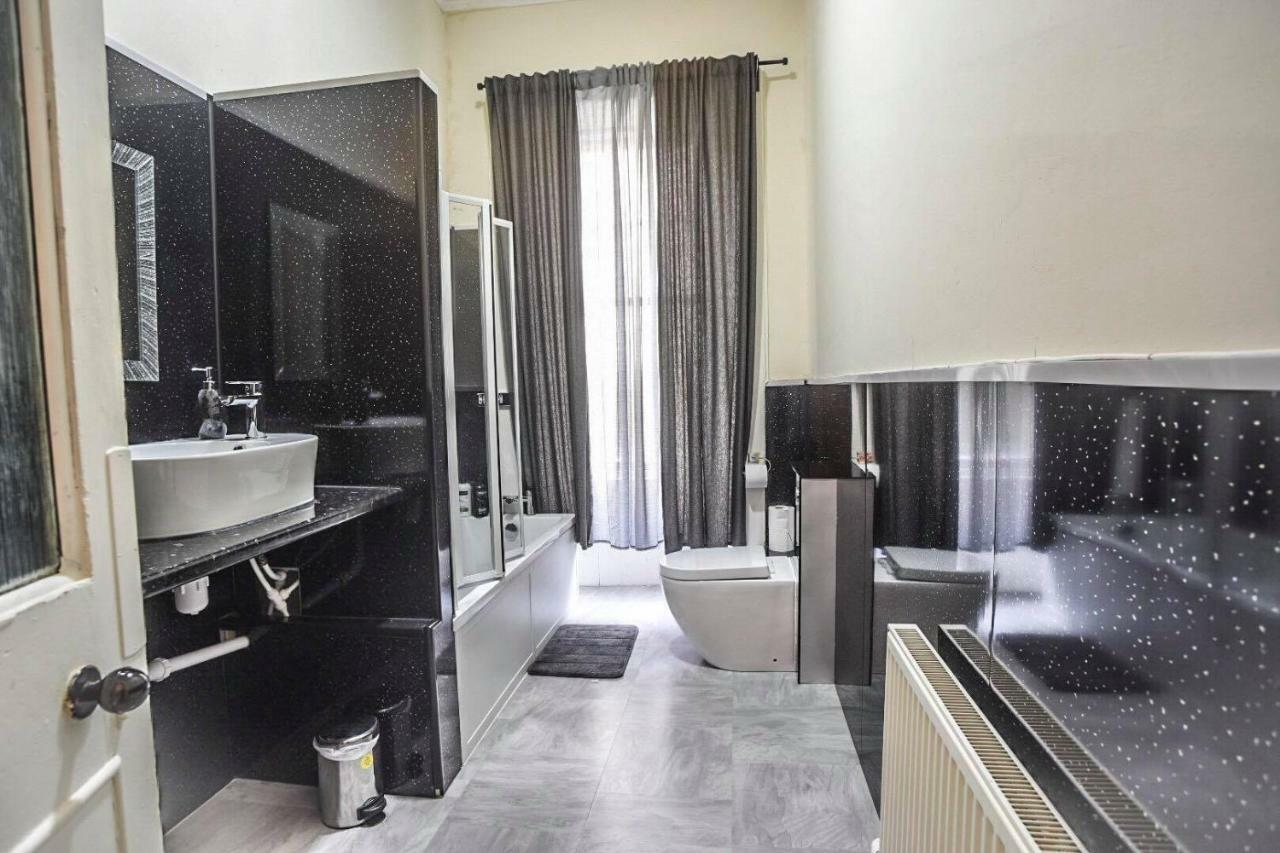 Edinburgh Ground Floor City Centre Flat Close To Princess Street エクステリア 写真